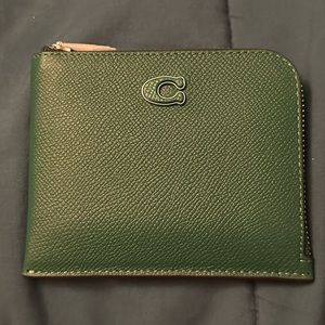 Coach 3-In-1 Zip Wallet with Signature Canvas (NWT)